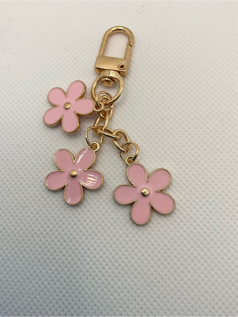 Gold-Tone Pink Flower Bag Charm Keychain | MayZai Boutique